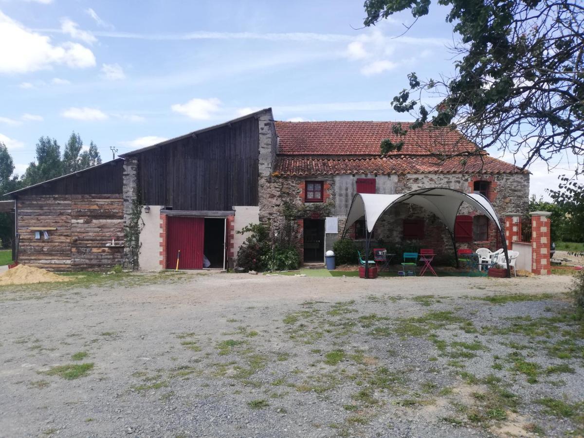 La Colline Des Hauts Bocages Vendeens Hotel Mouchamps Exterior photo